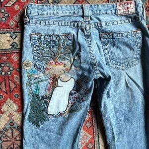 True religion, low rise, Bobby cut embroidered Lady Madonna, vintage jeans, 29